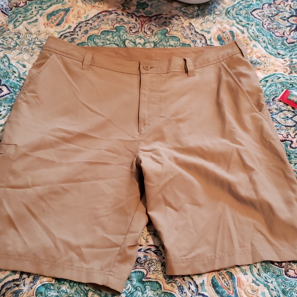 C9 by Champion gold shorts size 36 khaki